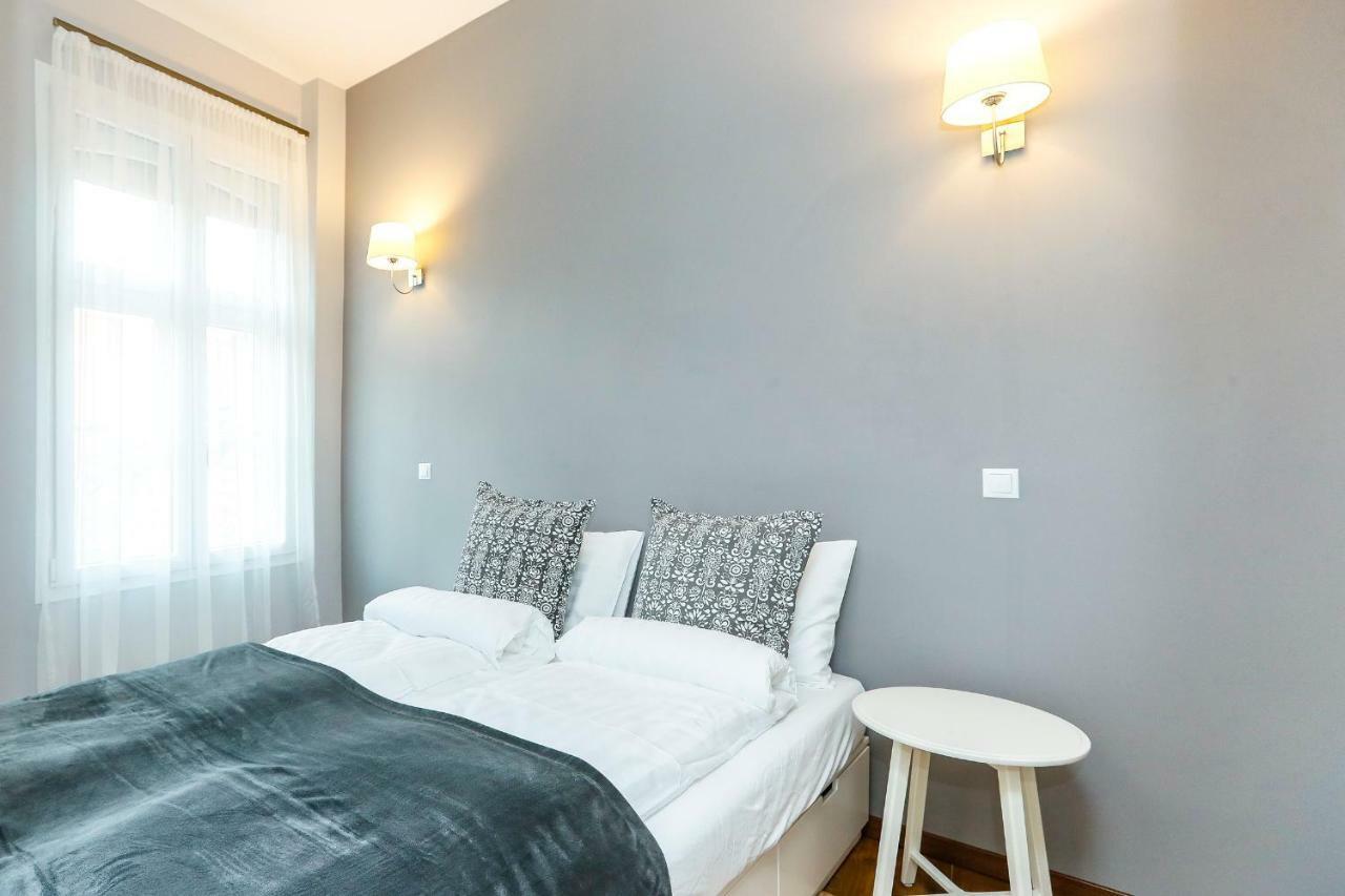D8 Design Apartment & Studio Eger Exterior photo
